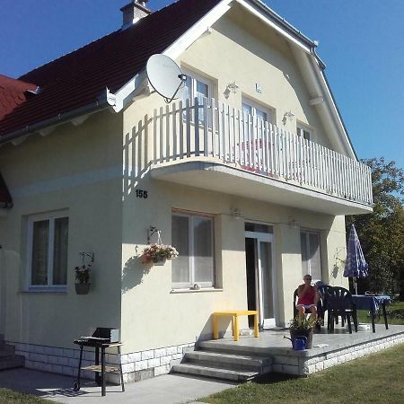 Bella Vila Balatonfenyves Exterior foto